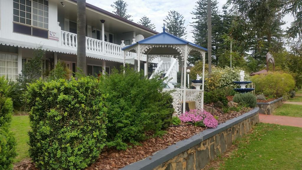Clifford Park Motor Inn ทูวูมบา ภายนอก รูปภาพ